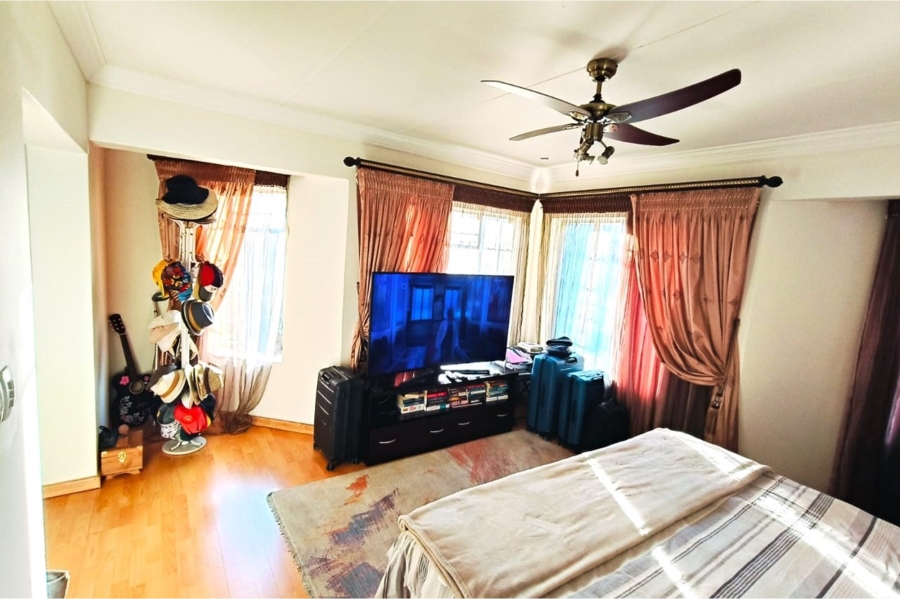 4 Bedroom Property for Sale in Vaalpark Free State